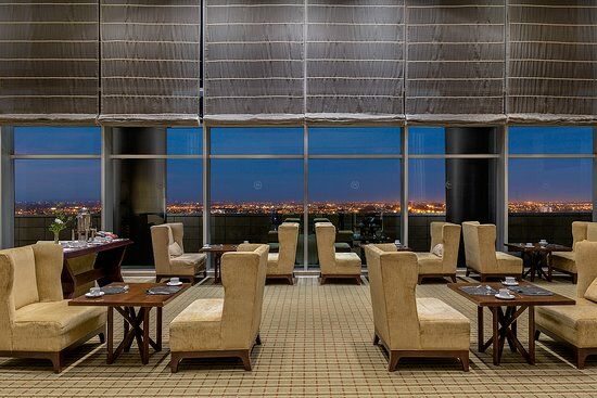 Mirador Lounge Restaurant